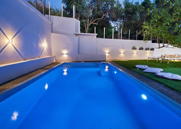 Villa El Platanias *